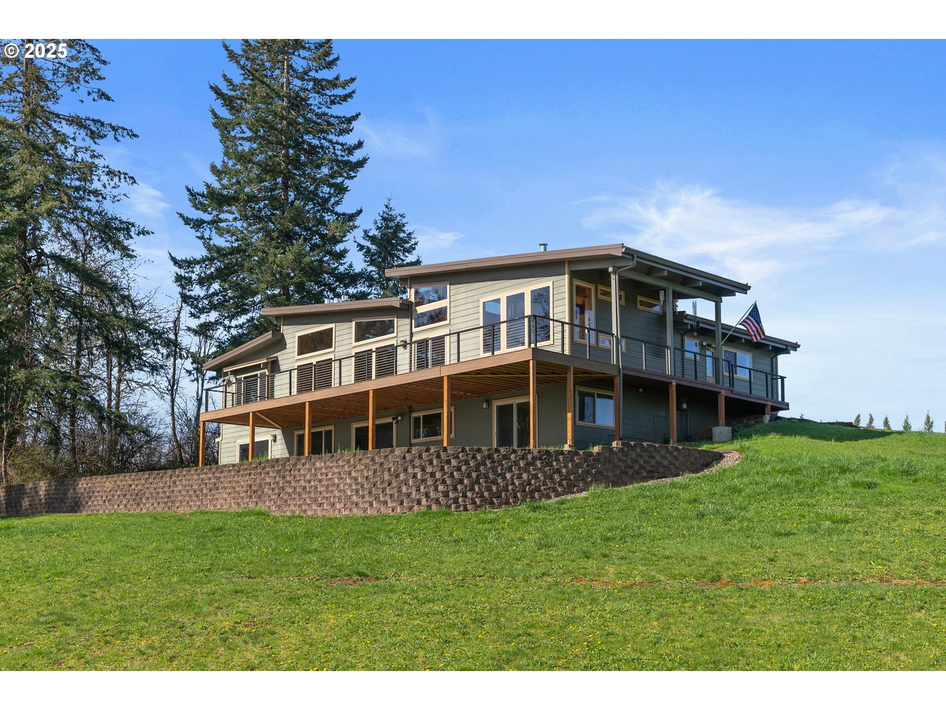 21900 SE DONNA CT