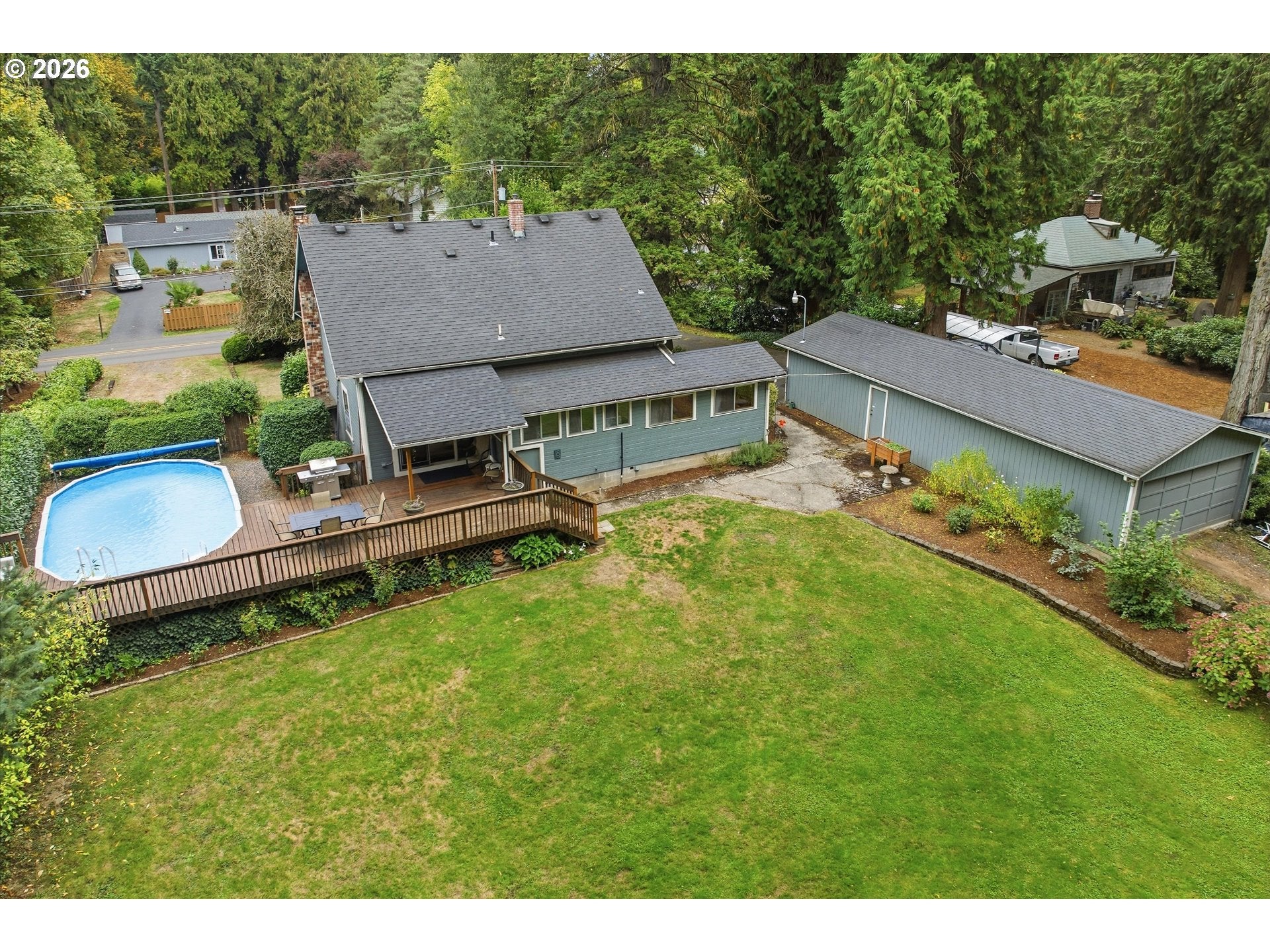 5620 SE ALDERCREST RD