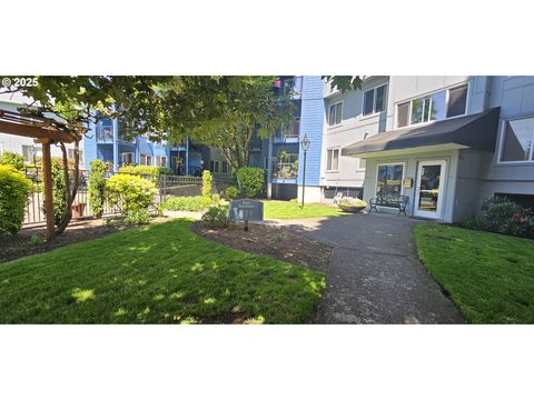 8720 SW TUALATIN RD 201 Tualatin OR 97062