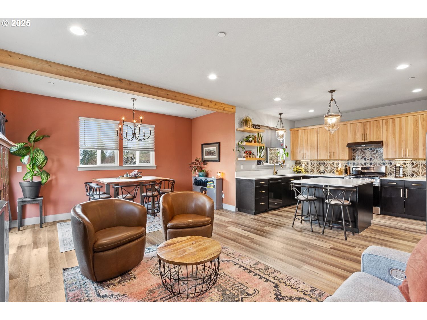 Washougal, Washington 98671, United States, 3 Bedrooms Bedrooms, ,3 BathroomsBathrooms,Residential,Active,92682