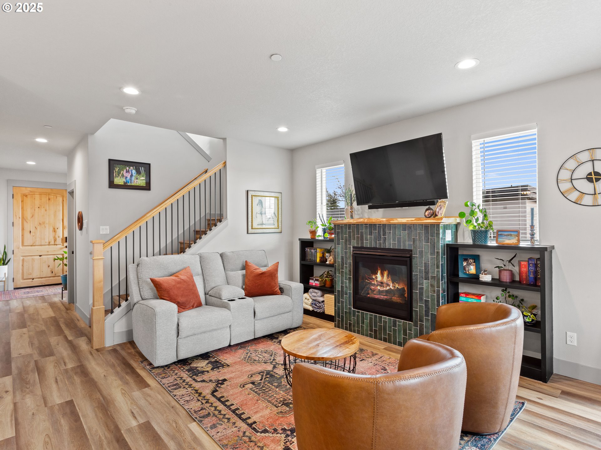 Washougal, Washington 98671, United States, 3 Bedrooms Bedrooms, ,3 BathroomsBathrooms,Residential,Active,92682