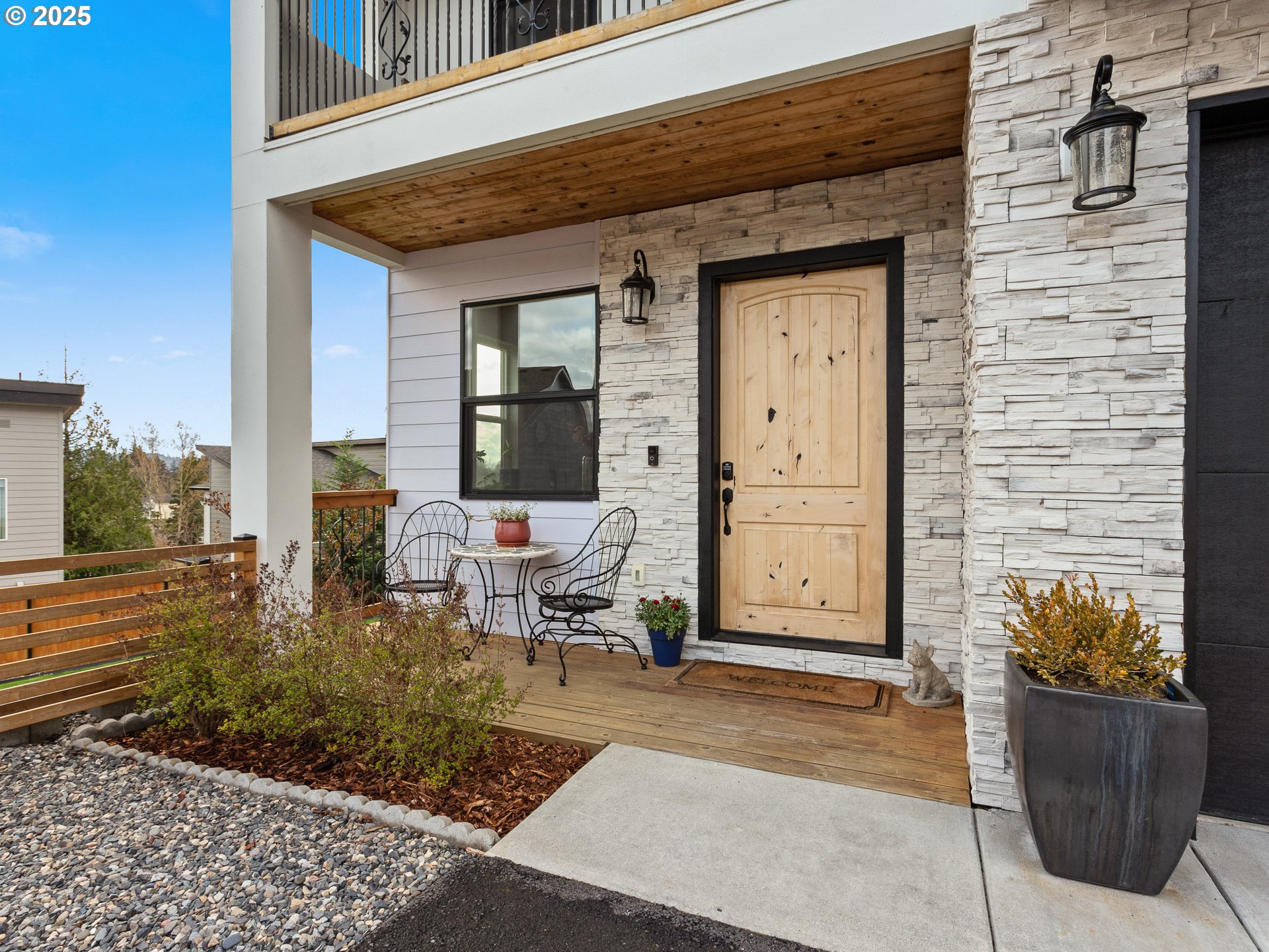 Washougal, Washington 98671, United States, 3 Bedrooms Bedrooms, ,3 BathroomsBathrooms,Residential,Active,92682