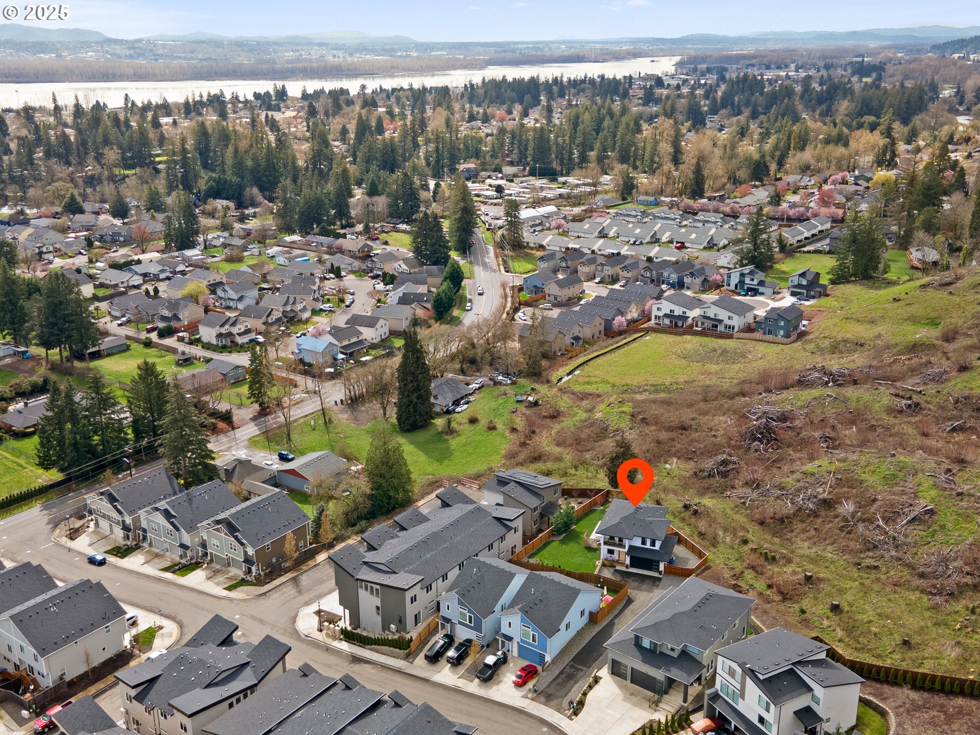 Washougal, Washington 98671, United States, 3 Bedrooms Bedrooms, ,3 BathroomsBathrooms,Residential,Active,92682