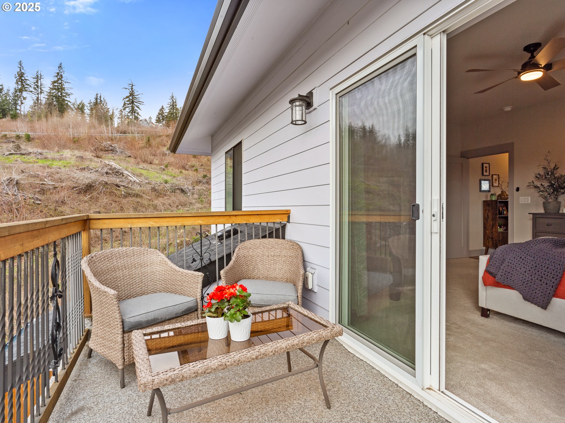 Washougal, Washington 98671, United States, 3 Bedrooms Bedrooms, ,3 BathroomsBathrooms,Residential,Active,92682