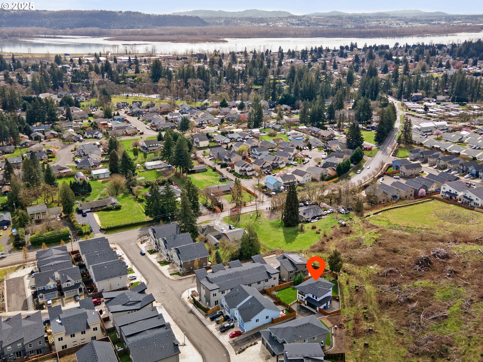 Washougal, Washington 98671, United States, 3 Bedrooms Bedrooms, ,3 BathroomsBathrooms,Residential,Active,92682