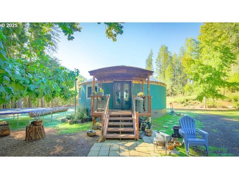 63450 FAIRVIEW RD Coquille OR 97423