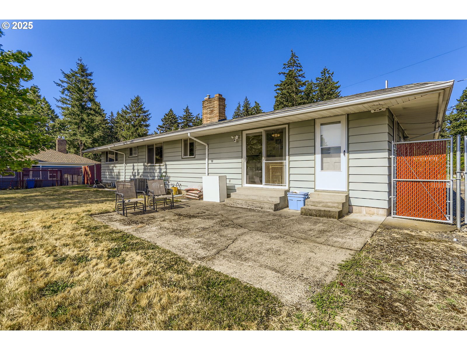 Portland, Oregon 97266, United States, 4 Bedrooms Bedrooms, ,2 BathroomsBathrooms,Residential,Active,173919