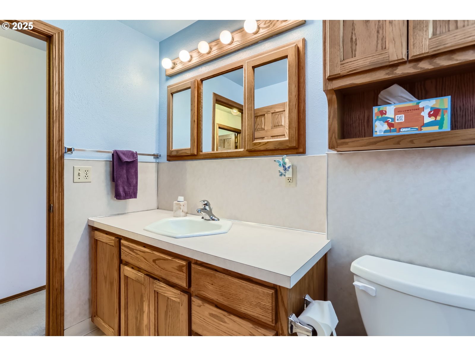 Portland, Oregon 97266, United States, 4 Bedrooms Bedrooms, ,2 BathroomsBathrooms,Residential,Active,173919