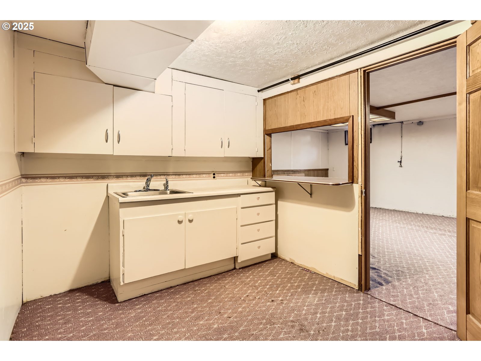 Portland, Oregon 97266, United States, 4 Bedrooms Bedrooms, ,2 BathroomsBathrooms,Residential,Active,173919