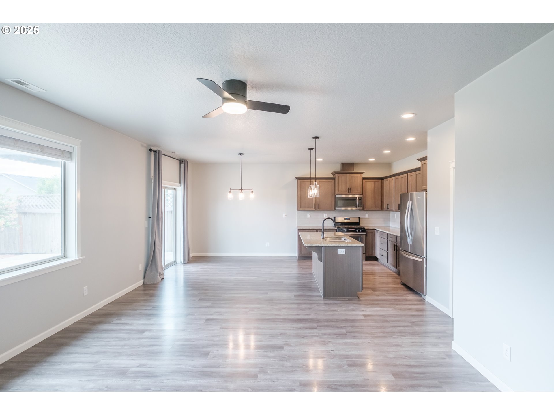 Albany, Oregon 97321, United States, 3 Bedrooms Bedrooms, ,2 BathroomsBathrooms,Residential,Active,139402