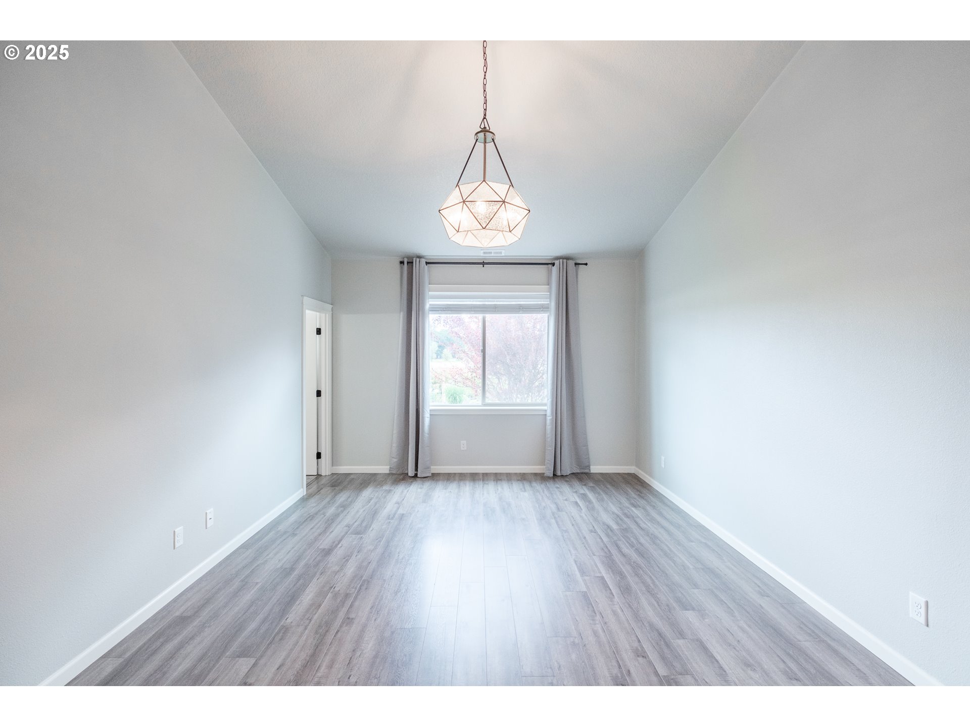 Albany, Oregon 97321, United States, 3 Bedrooms Bedrooms, ,2 BathroomsBathrooms,Residential,Active,139402