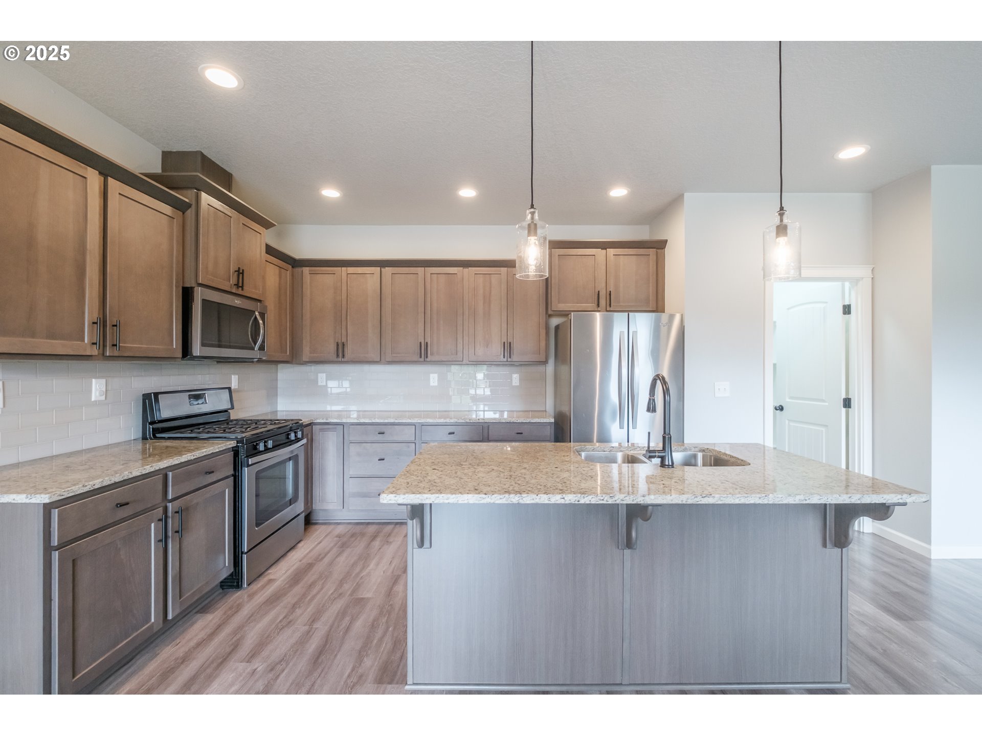 Albany, Oregon 97321, United States, 3 Bedrooms Bedrooms, ,2 BathroomsBathrooms,Residential,Active,139402