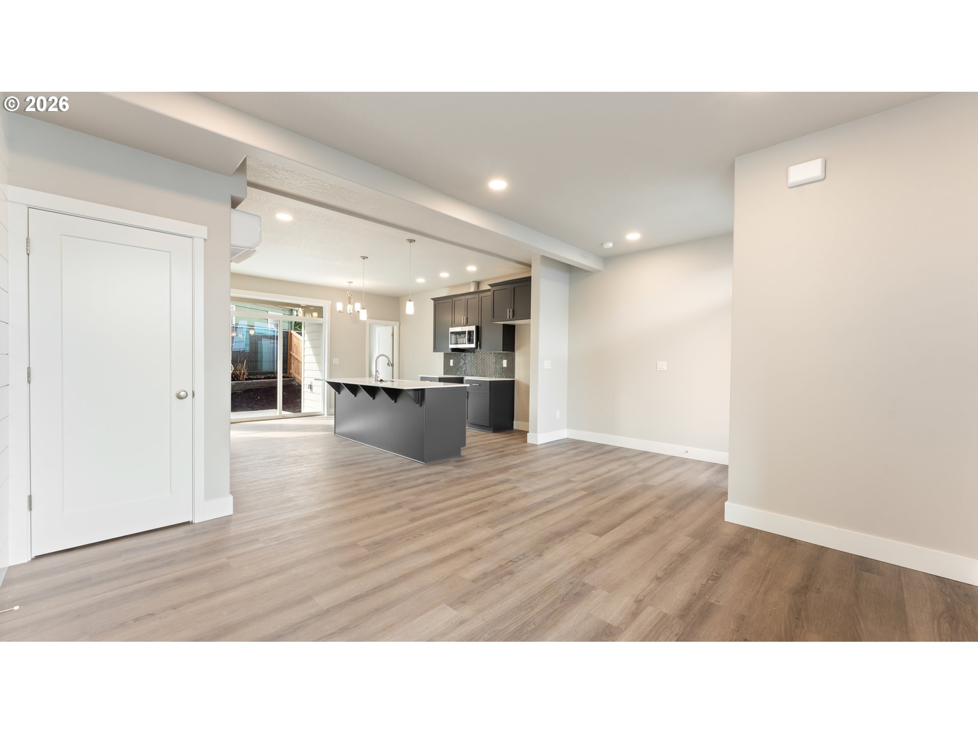 9408 N ST. LOUIS AVE