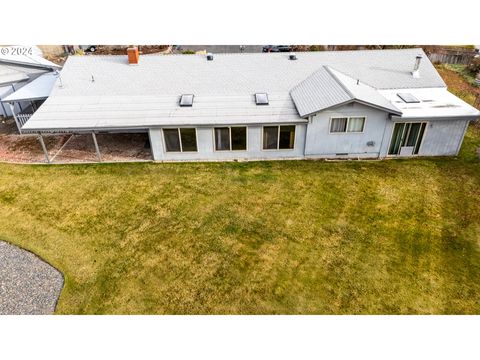 A home in Prineville