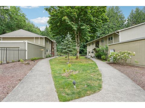 6610 SW TERRI CT 10 Portland OR 97225