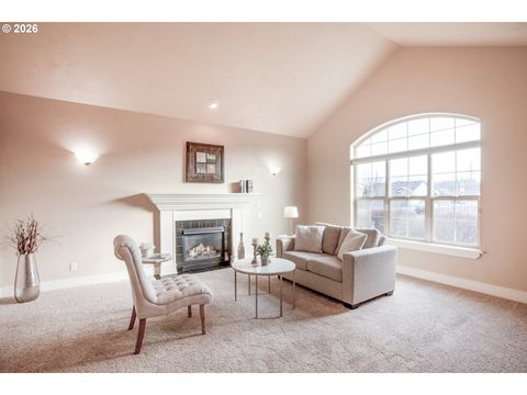 Tiny photo for 118 Auburn Ln, Creswell, OR 97426 (MLS # 154111965)