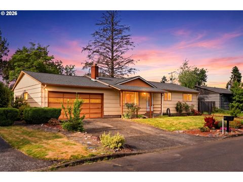 Photo of 17913 SE Mill Ct, Portland, OR 97233 (MLS # 792624214)