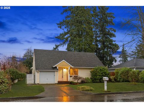 Photo of 108 NE Whitney St, Camas, WA 98607 (MLS # 543468629)