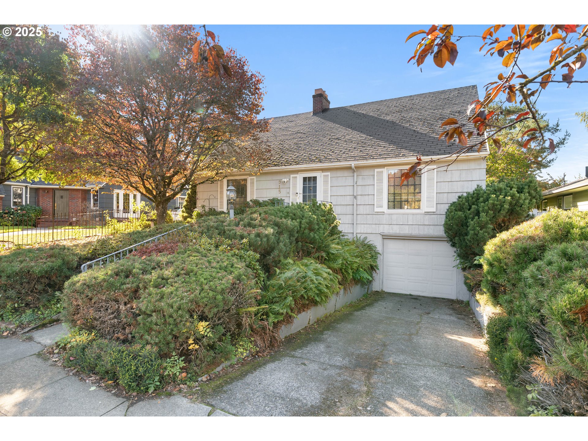 915 SE 53RD AVE