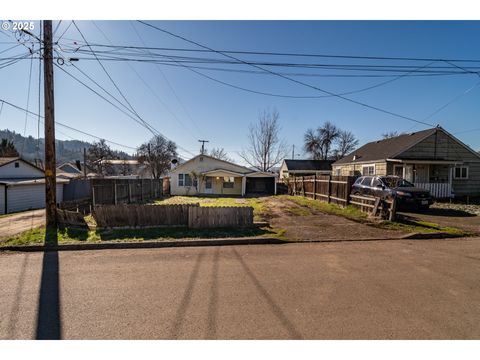 A home in Roseburg