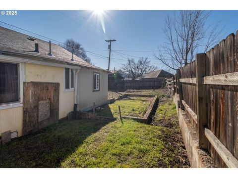 A home in Roseburg