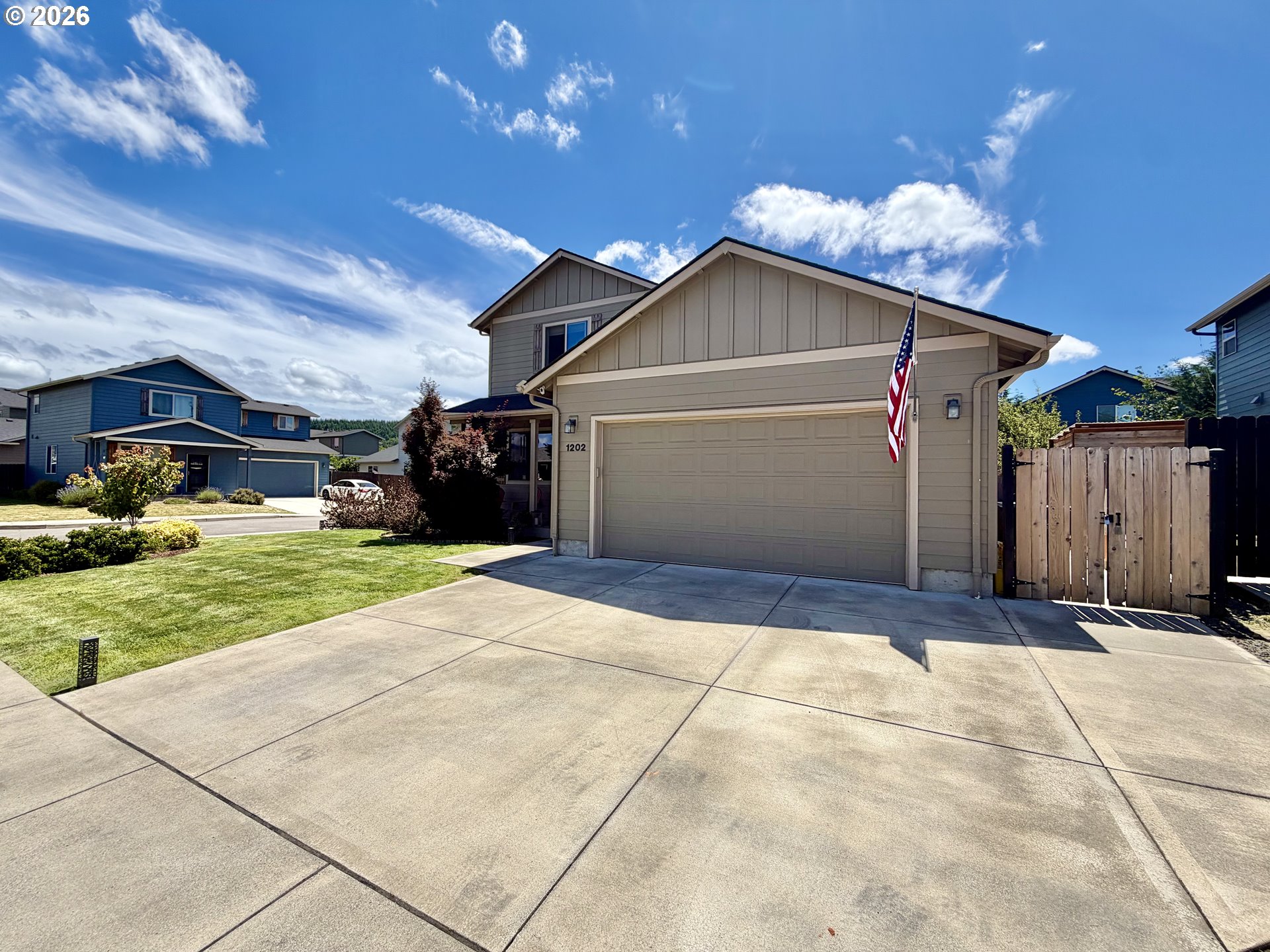 1202 ALBATROSS CT