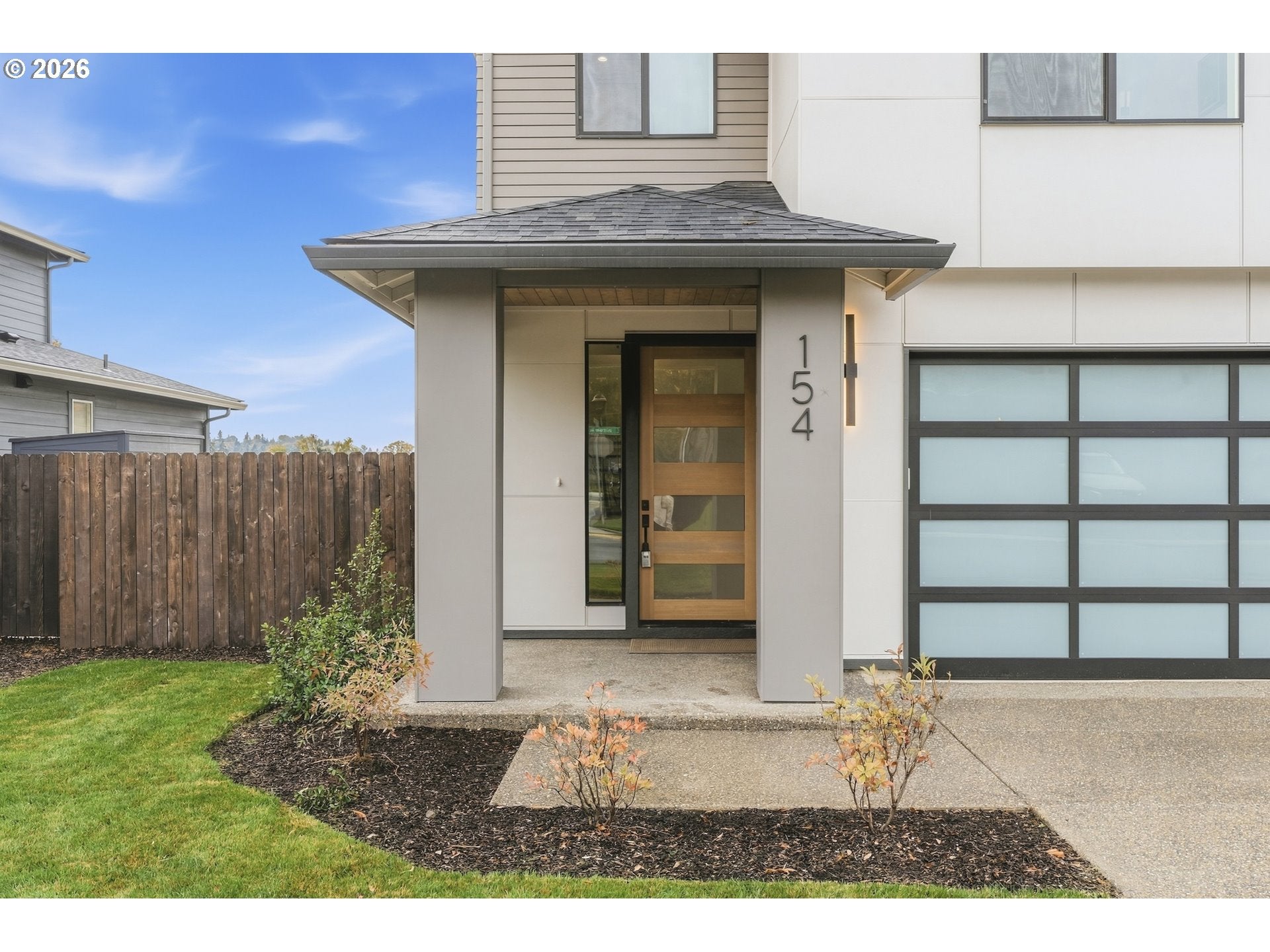 154 E AIREDALE AVE