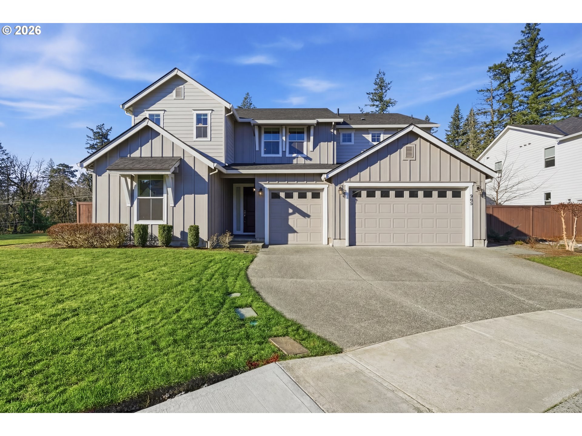 965 W MAGNOLIA LOOP