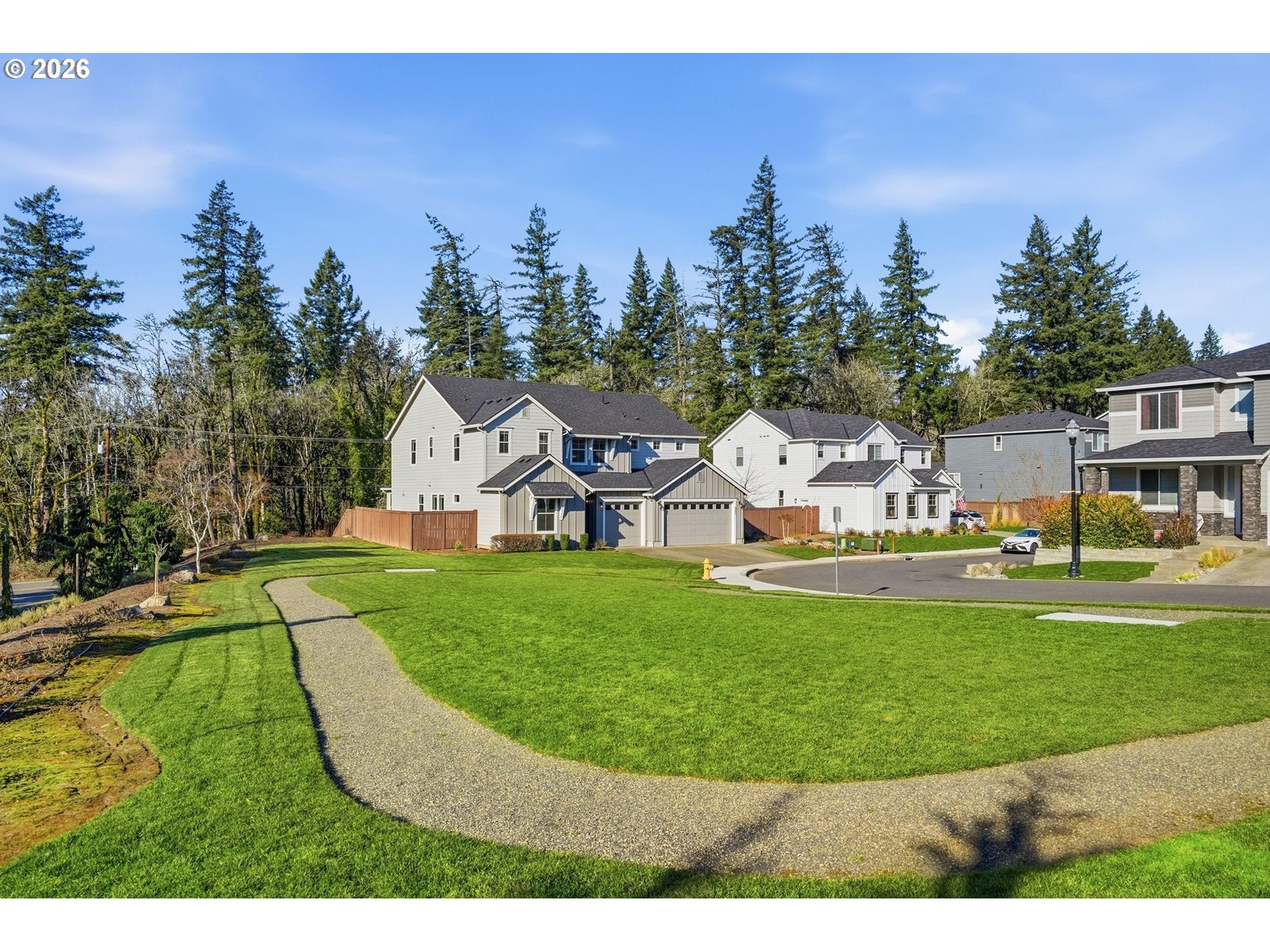 965 W MAGNOLIA LOOP