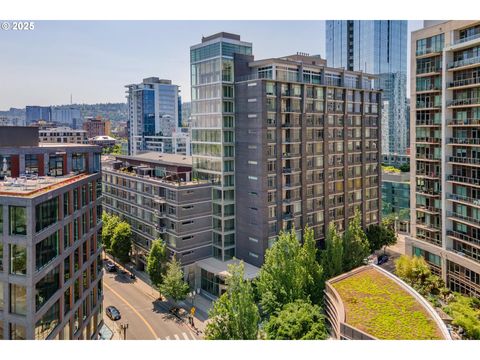 Photo of 1255 NW 9th Ave #1305, Portland, OR 97209 (MLS # 305427546)