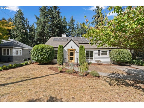 9743 NE Mason St, Portland, OR 97220 - #: 194427175