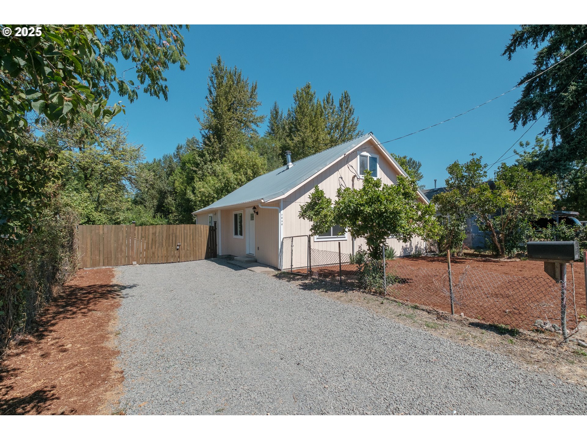 Sweet Home, Oregon 97386, United States, 3 Bedrooms Bedrooms, ,1 BathroomBathrooms,Residential,Active,189924