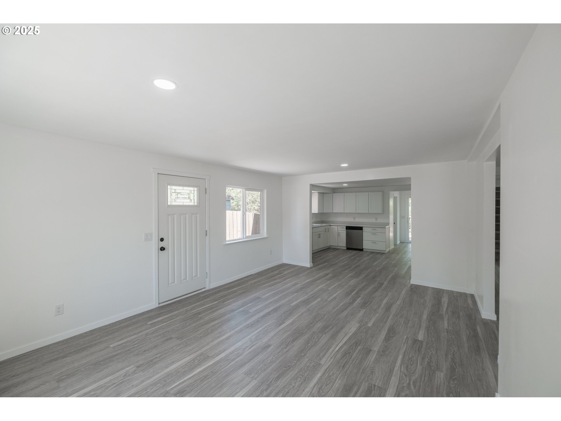 Sweet Home, Oregon 97386, United States, 3 Bedrooms Bedrooms, ,1 BathroomBathrooms,Residential,Active,189924