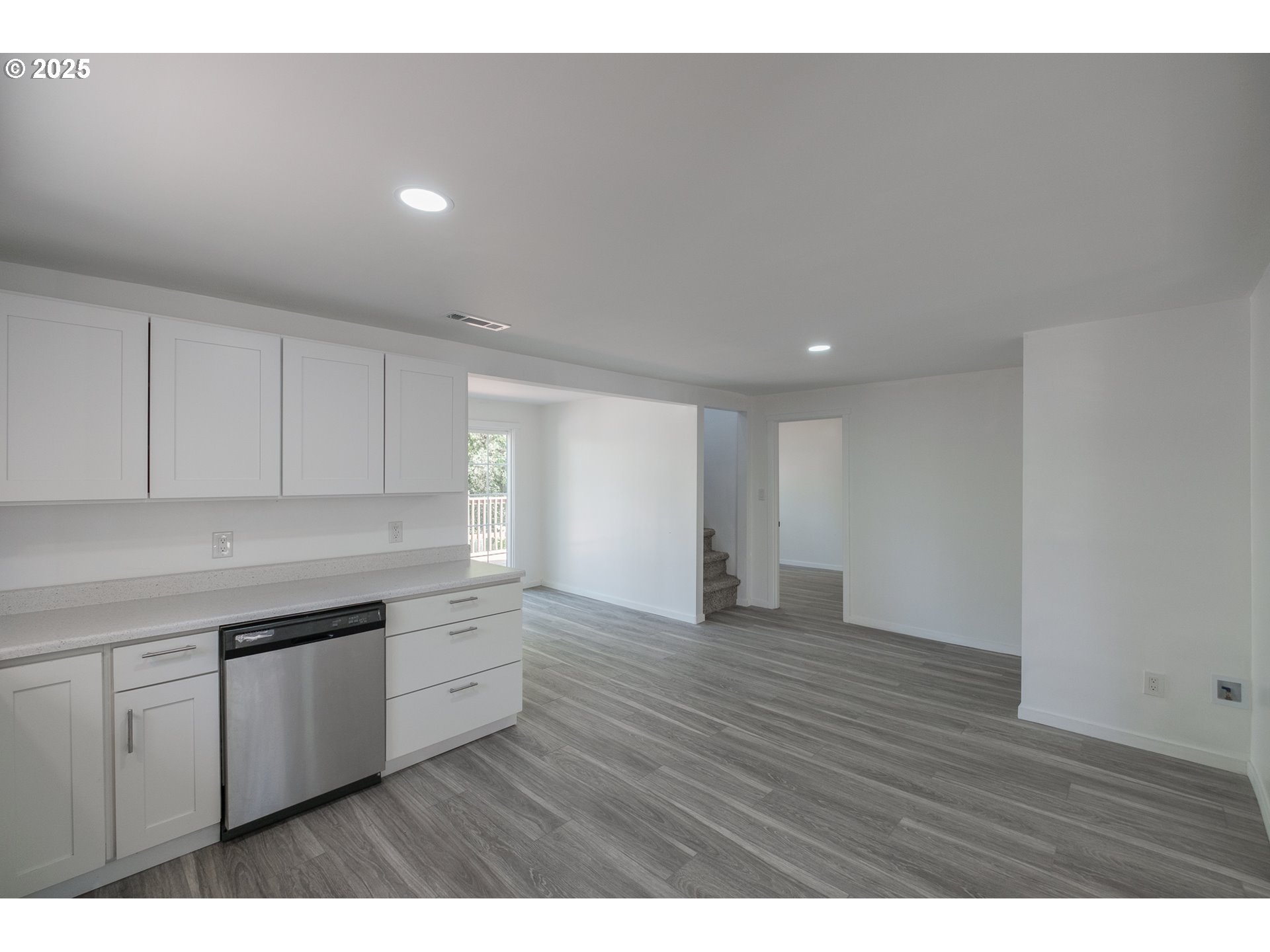 Sweet Home, Oregon 97386, United States, 3 Bedrooms Bedrooms, ,1 BathroomBathrooms,Residential,Active,189924