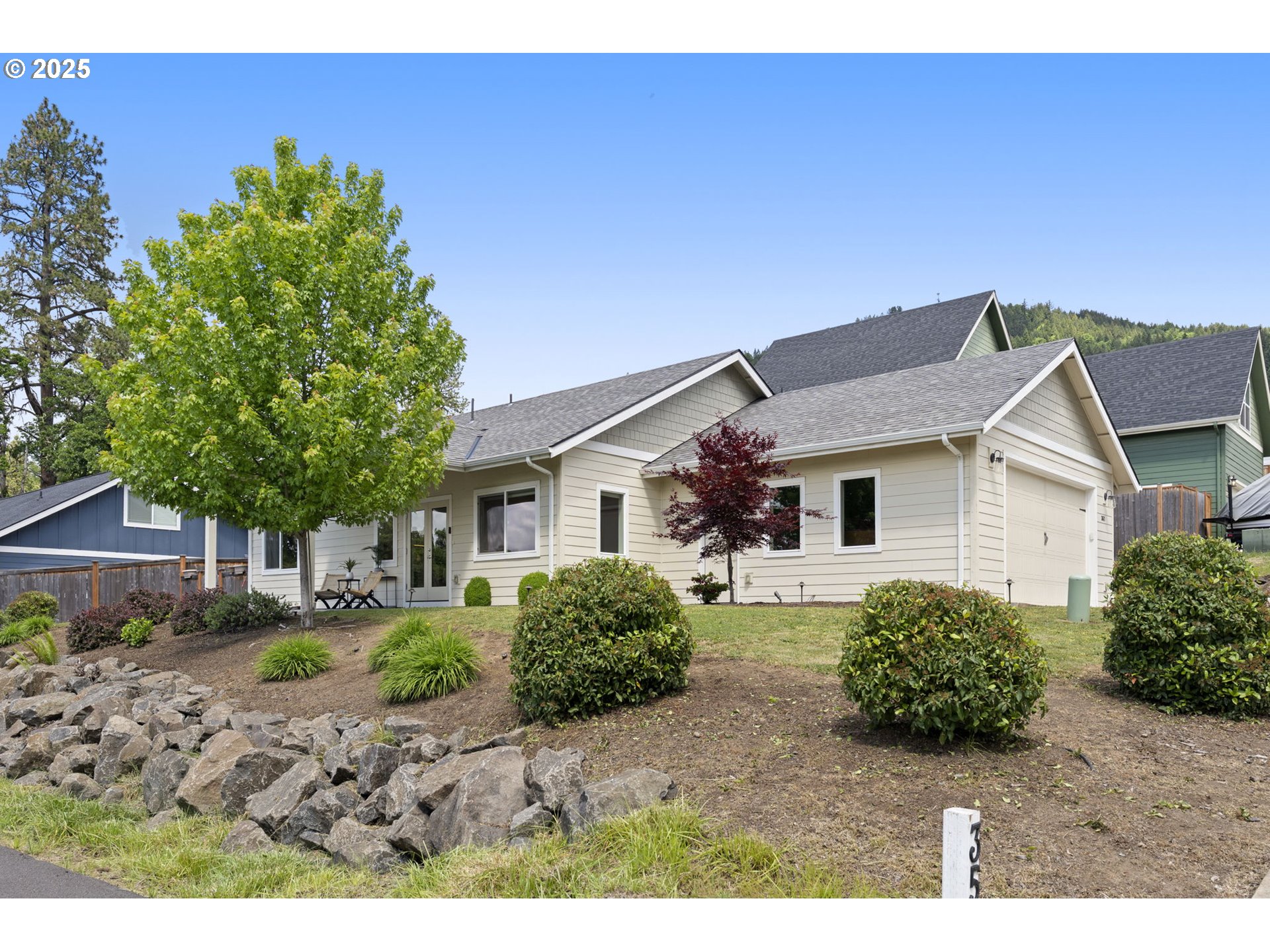 Listing image 1