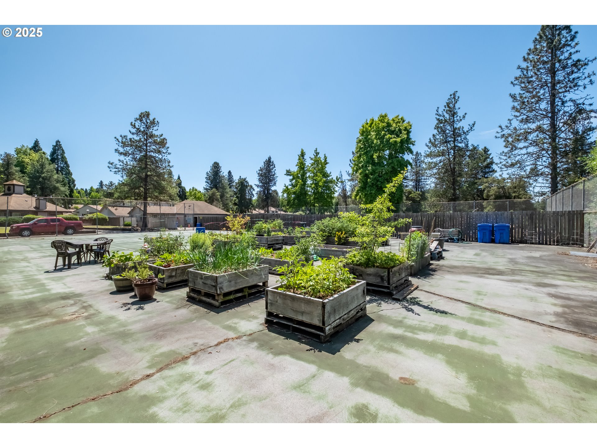 Salem, Oregon 97306, United States, 3 Bedrooms Bedrooms, ,2 BathroomsBathrooms,Residential,Active,217983