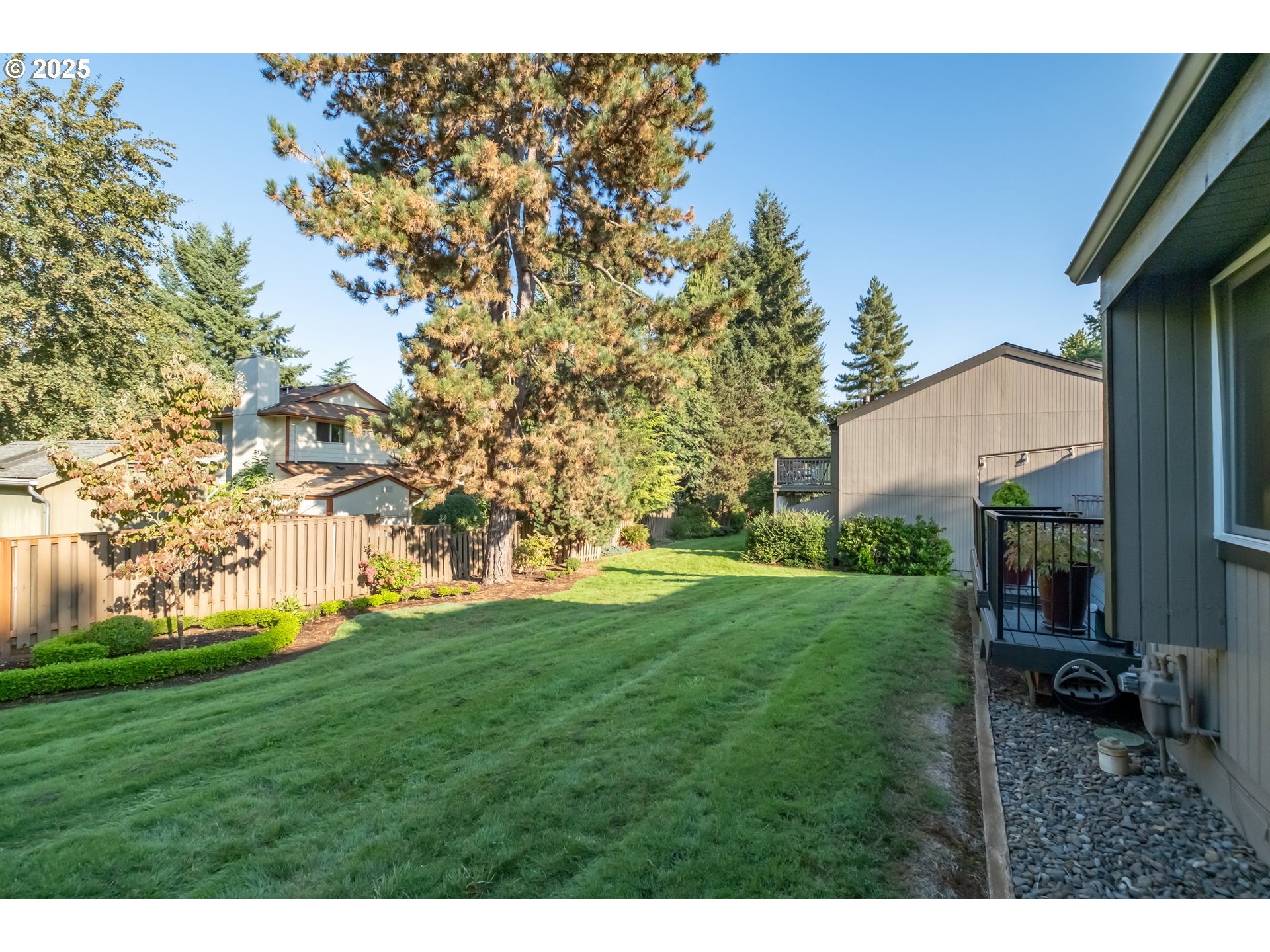 Salem, Oregon 97306, United States, 3 Bedrooms Bedrooms, ,2 BathroomsBathrooms,Residential,Active,217983