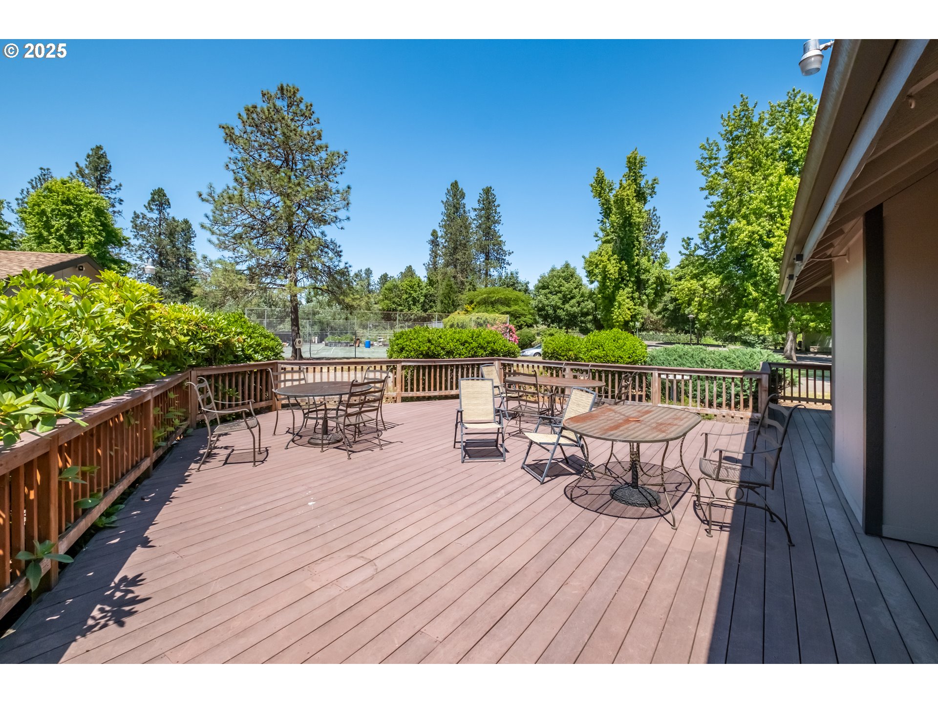 Salem, Oregon 97306, United States, 3 Bedrooms Bedrooms, ,2 BathroomsBathrooms,Residential,Active,217983