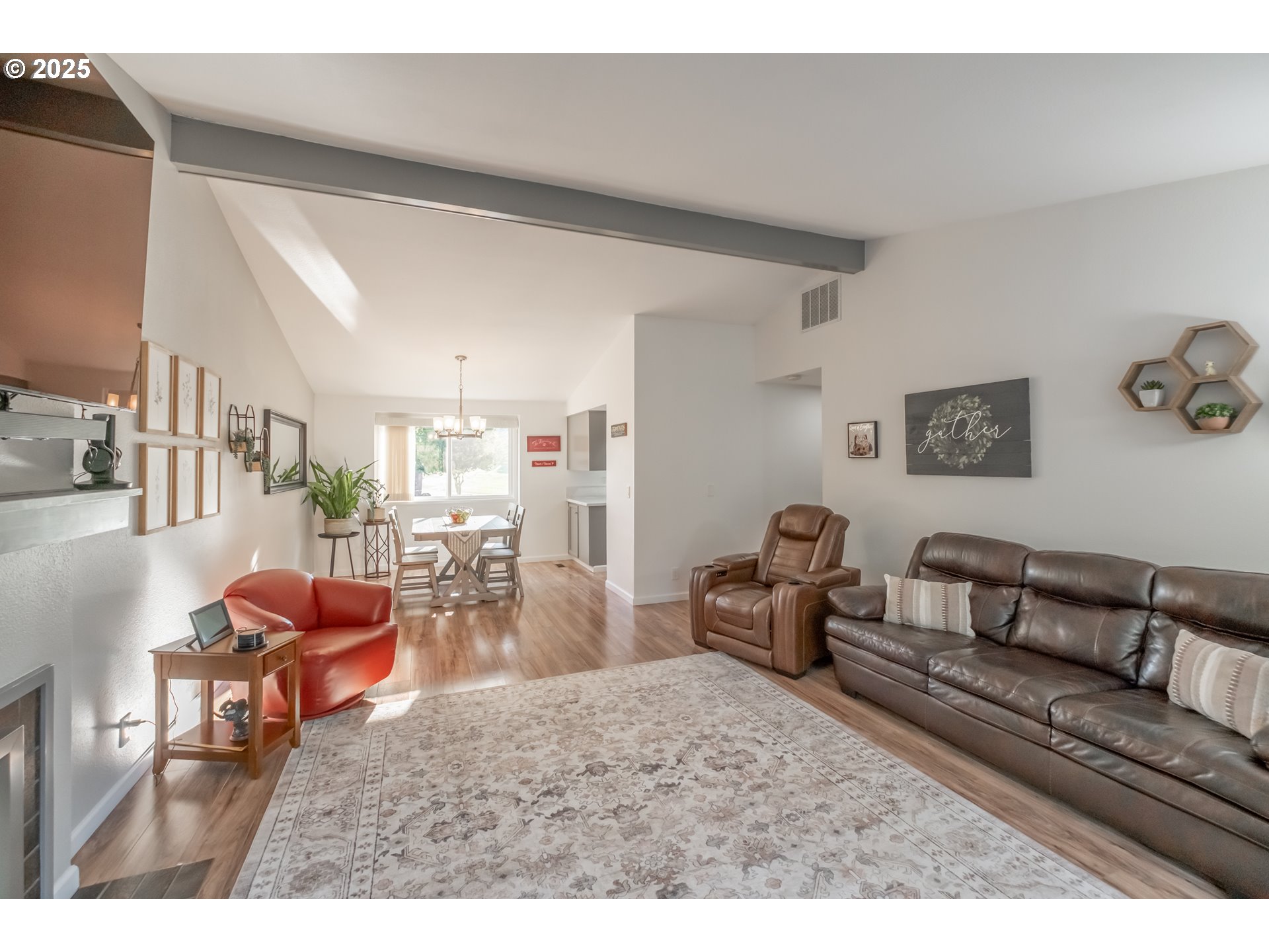 Salem, Oregon 97306, United States, 3 Bedrooms Bedrooms, ,2 BathroomsBathrooms,Residential,Active,217983