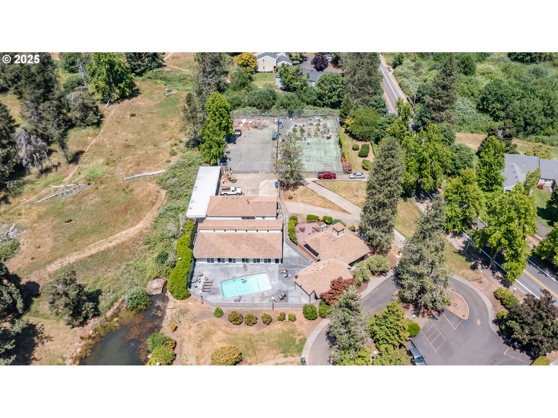 Salem, Oregon 97306, United States, 3 Bedrooms Bedrooms, ,2 BathroomsBathrooms,Residential,Active,217983