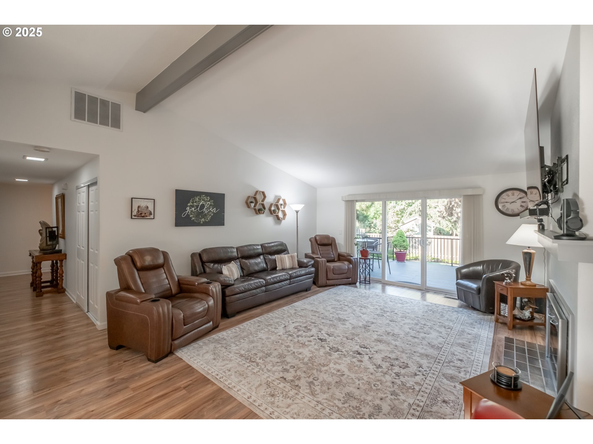 Salem, Oregon 97306, United States, 3 Bedrooms Bedrooms, ,2 BathroomsBathrooms,Residential,Active,217983