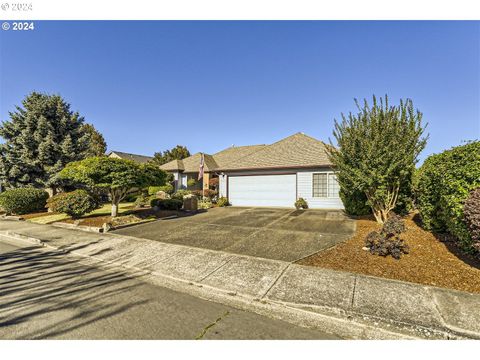 A home in Keizer