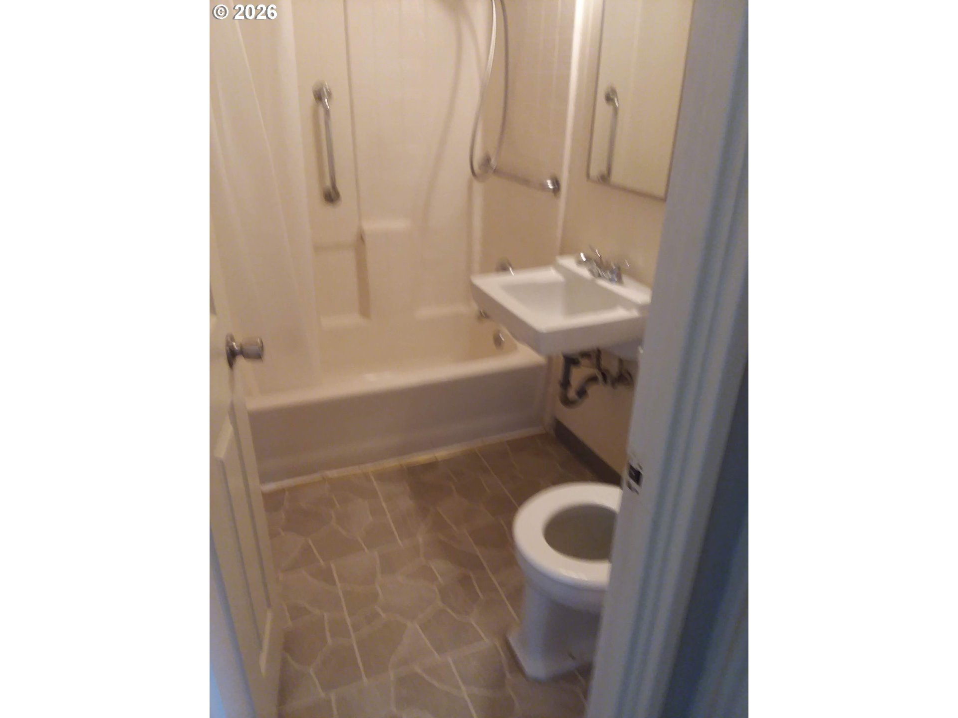 8309 8315 N DWIGHT AVE