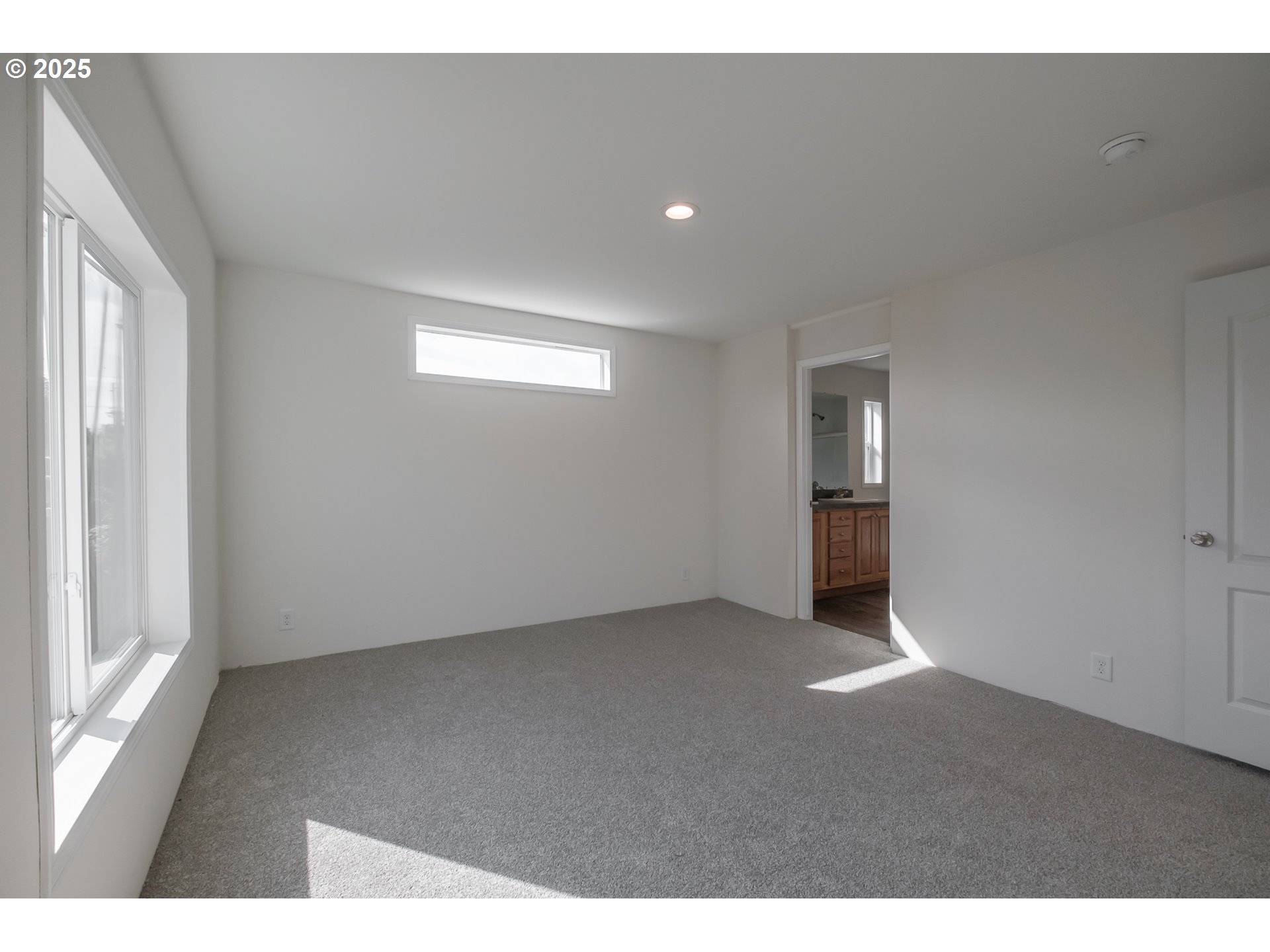 Salem, Oregon 97305, United States, 3 Bedrooms Bedrooms, ,2 BathroomsBathrooms,Residential,Active,155489