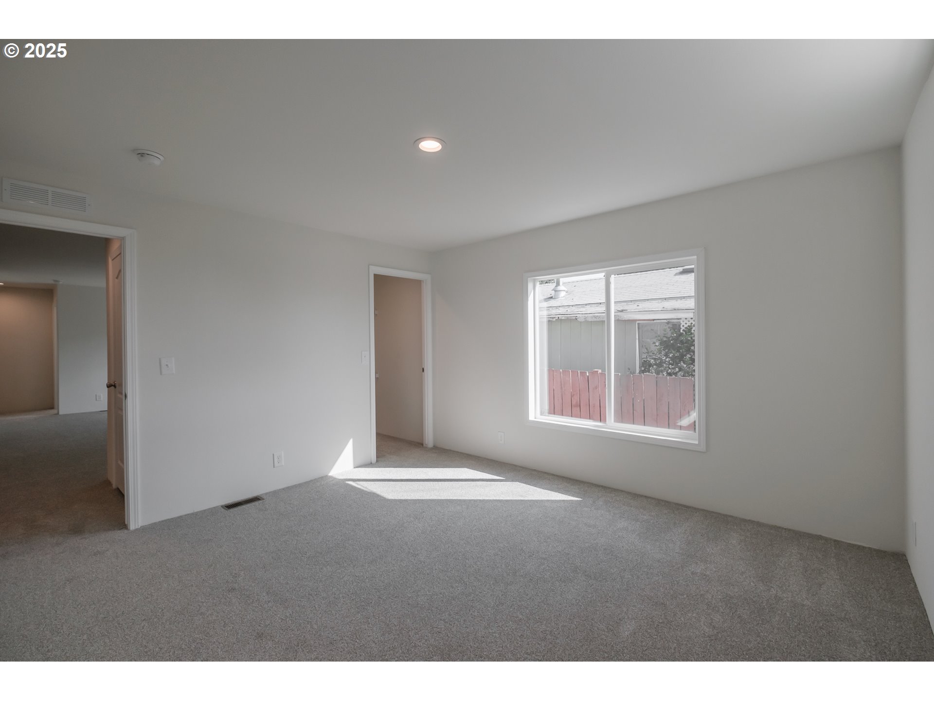 Salem, Oregon 97305, United States, 3 Bedrooms Bedrooms, ,2 BathroomsBathrooms,Residential,Active,155489