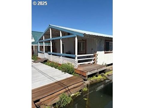 50350 Cowens RD 8 Scappoose OR 97056