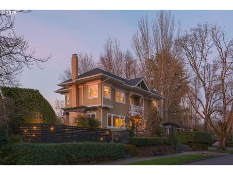 3453 NE IRVING ST Portland OR 97232