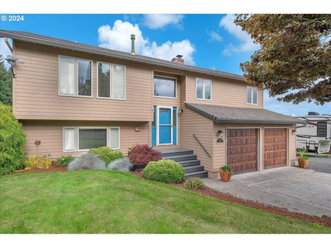 A home in Scappoose