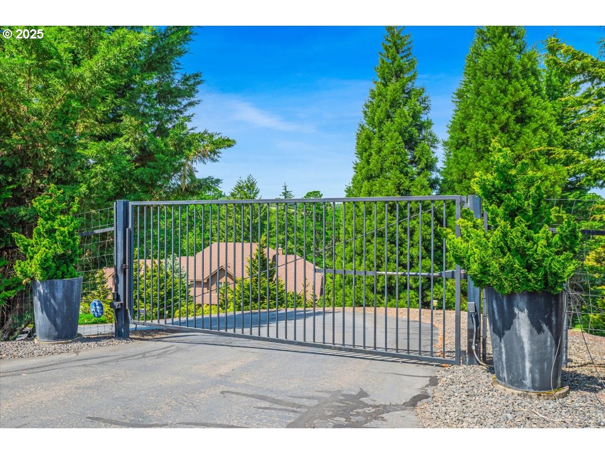 2521 CONCOMLY RD