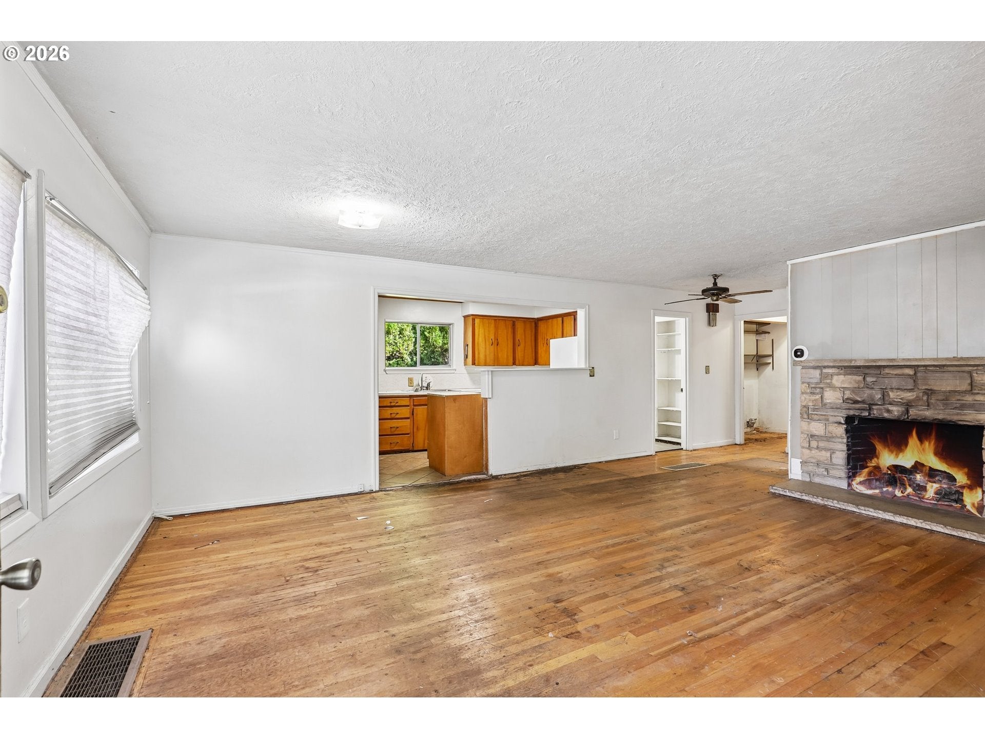 3410 NE LOMBARD CT